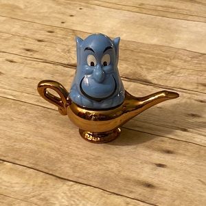 Disney Aladdin Genie in Lamp